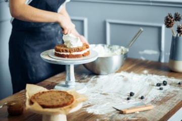 ESTÁ NO FORNO: Make up Cake, o bolo maquiagem! - Grupo Acontece de  Comunicação